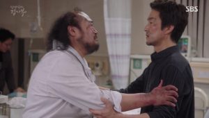 Romantic Doctor, Teacher Kim 1×5