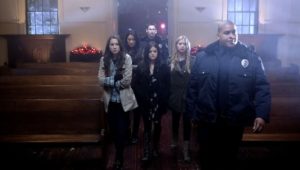 Pretty Little Liars: 1×22
