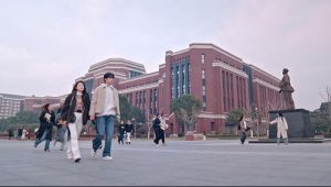 Shine on Me: 1×25